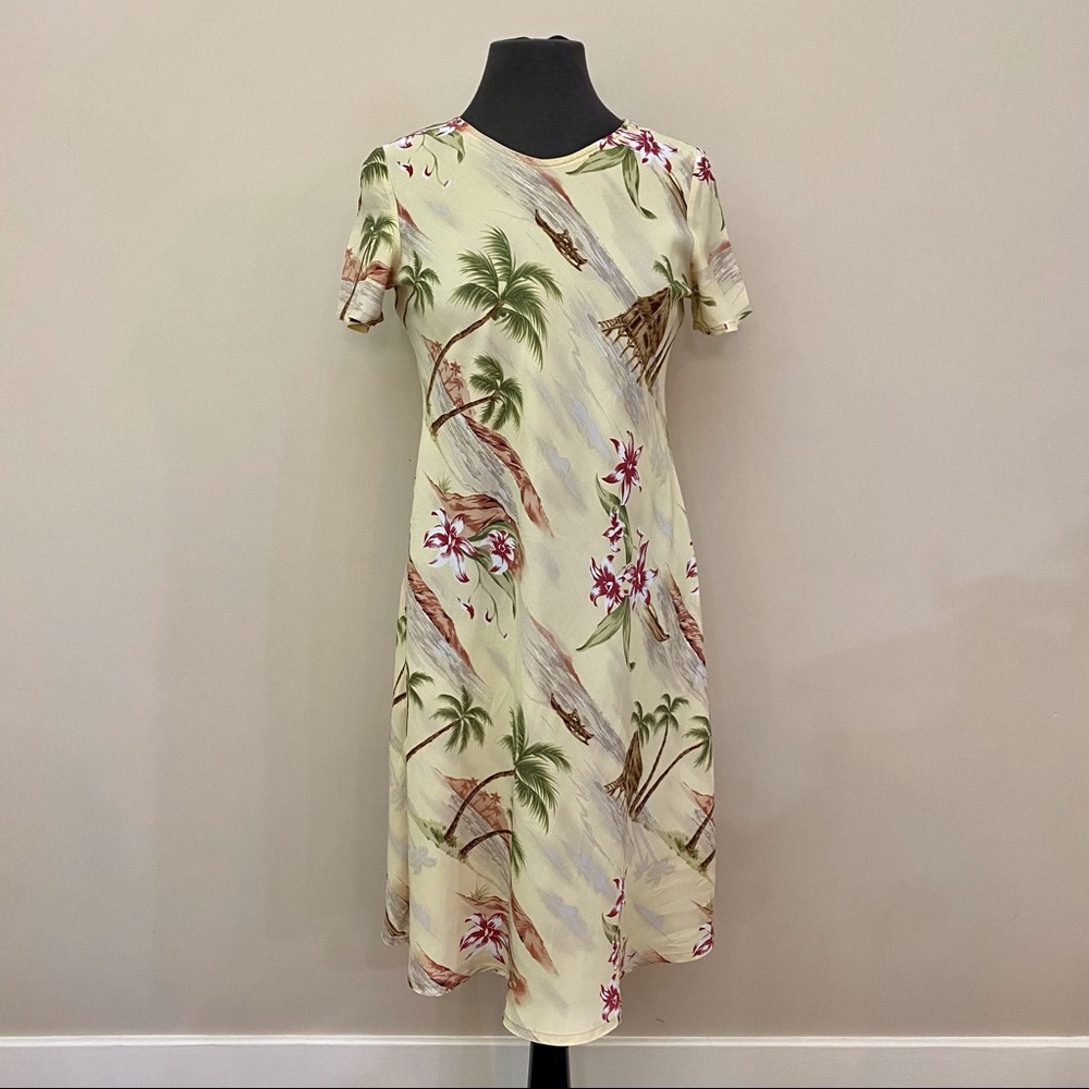 HILO HATTIE Hawaii Palm Trees Print Short Sleeve Midi Dress Women’s Small